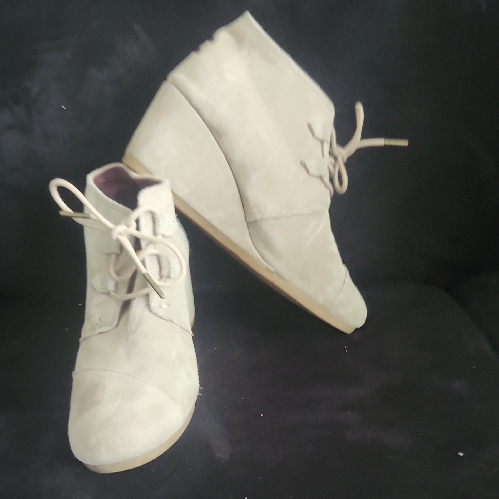 Tom Ankle Boots